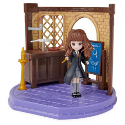 Harry Potter - Playset Cours De Sortileges Magical Minis - 6061846 - Figurine Exclusive Hermione Et Accessoires - Wizard World